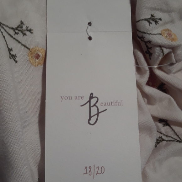 Beautiful soul shirt, size 18-20 - Picture 3 of 4